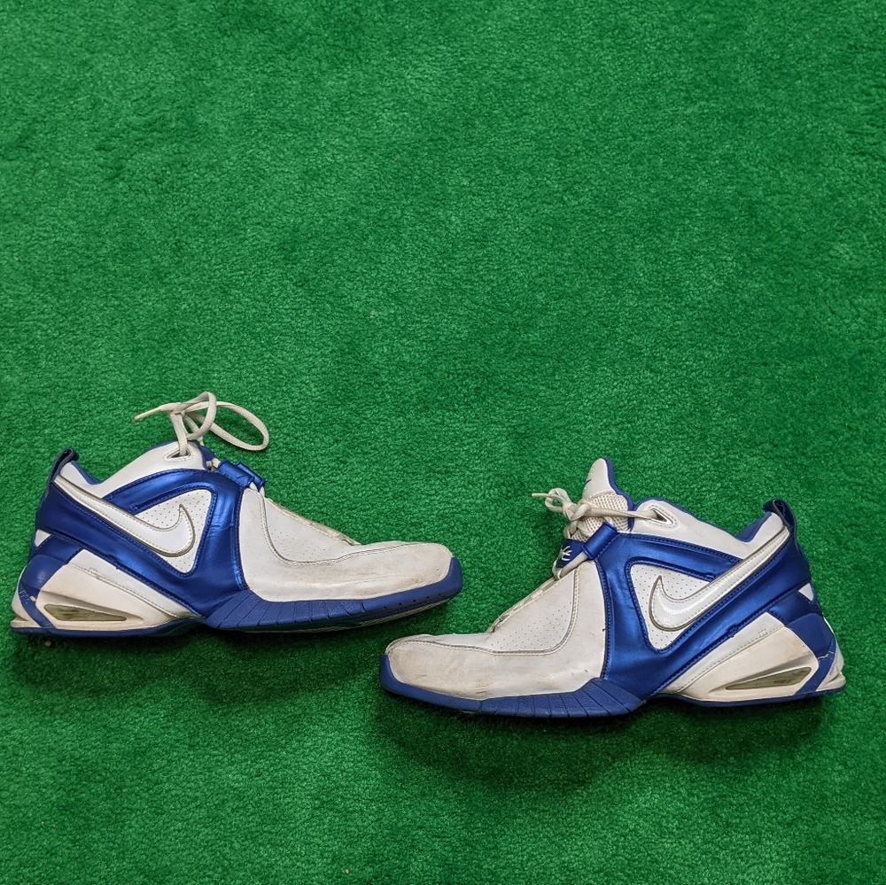 Nike Air Flight size 12 men's white leather basketball shoes